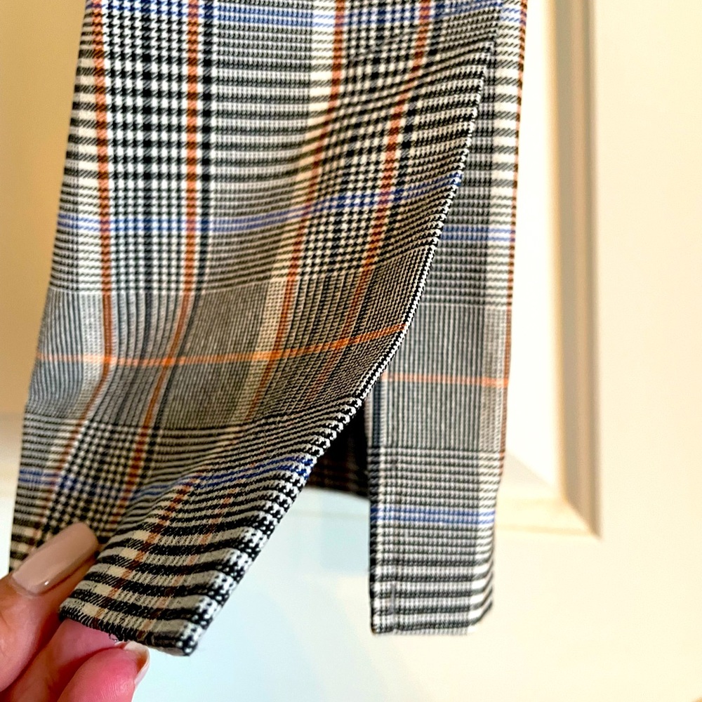 Pull Up Pants - Picture 4 of 7